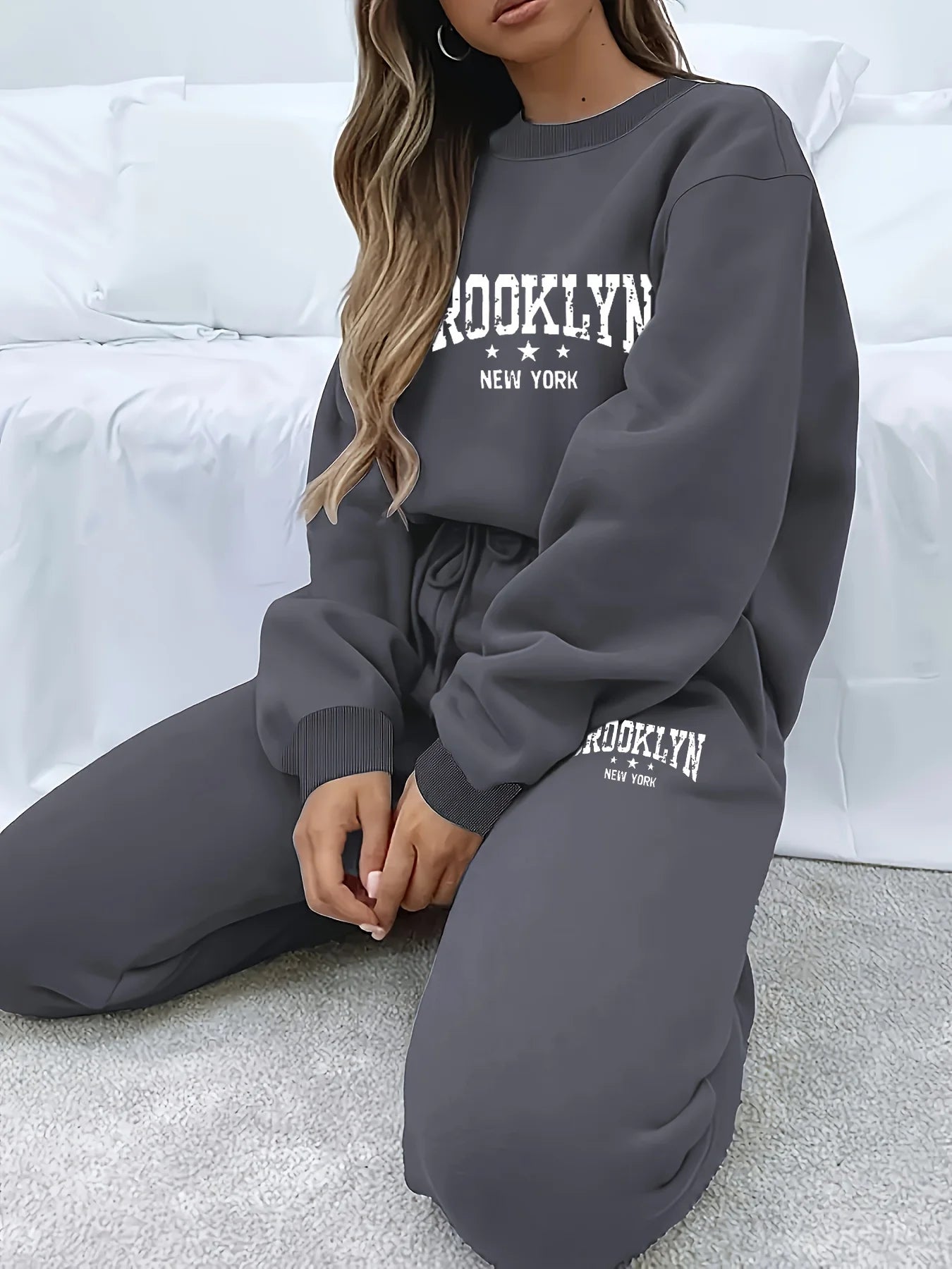 Plush Hoodie & Sweatpants Two Piece Set – Women’s Hip Hop Street Tracksuit
