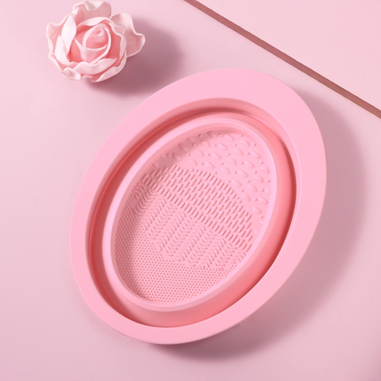 Foldable Silicone Makeup Brush Cleaning Bowl – Portable Brush Cleaner Pad