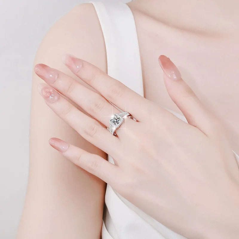 925 Sterling Silver Four Claw Diamond Ring – Simple Imitation Diamond Women's Ring
