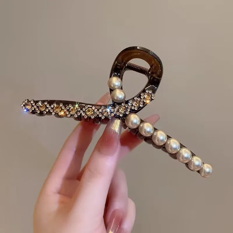 Luxury Diamond & Pearl Hair Accessories for Women – Elegant Bridal & Party Hair Decor